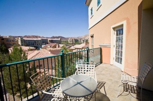 Aston Montelago Village Resort Lake Las Vegas Хендерсон Номер фото